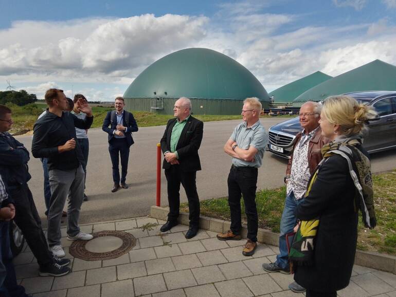 Gelebte Energiewende lockt Politiker nach Gussenstadt